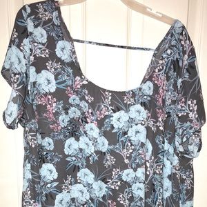 Torrid Floral High Low Blouse Size 2